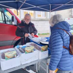 a364e8f8-82f1-489a-a931-6c5ca0923d57 Ostreiculteur